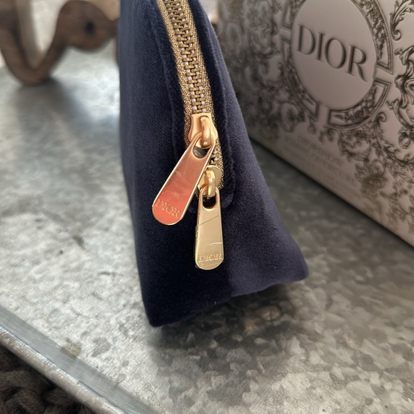 BNIB Dior Cosmetics Pouch - Picture 6 of 9